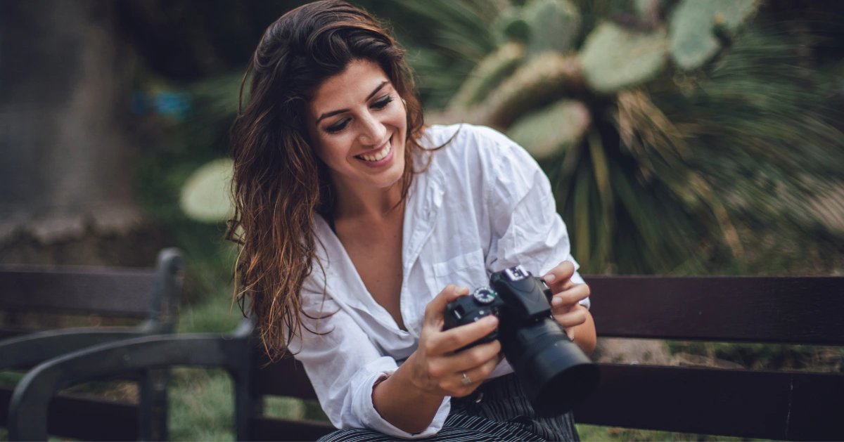 a lady photographer